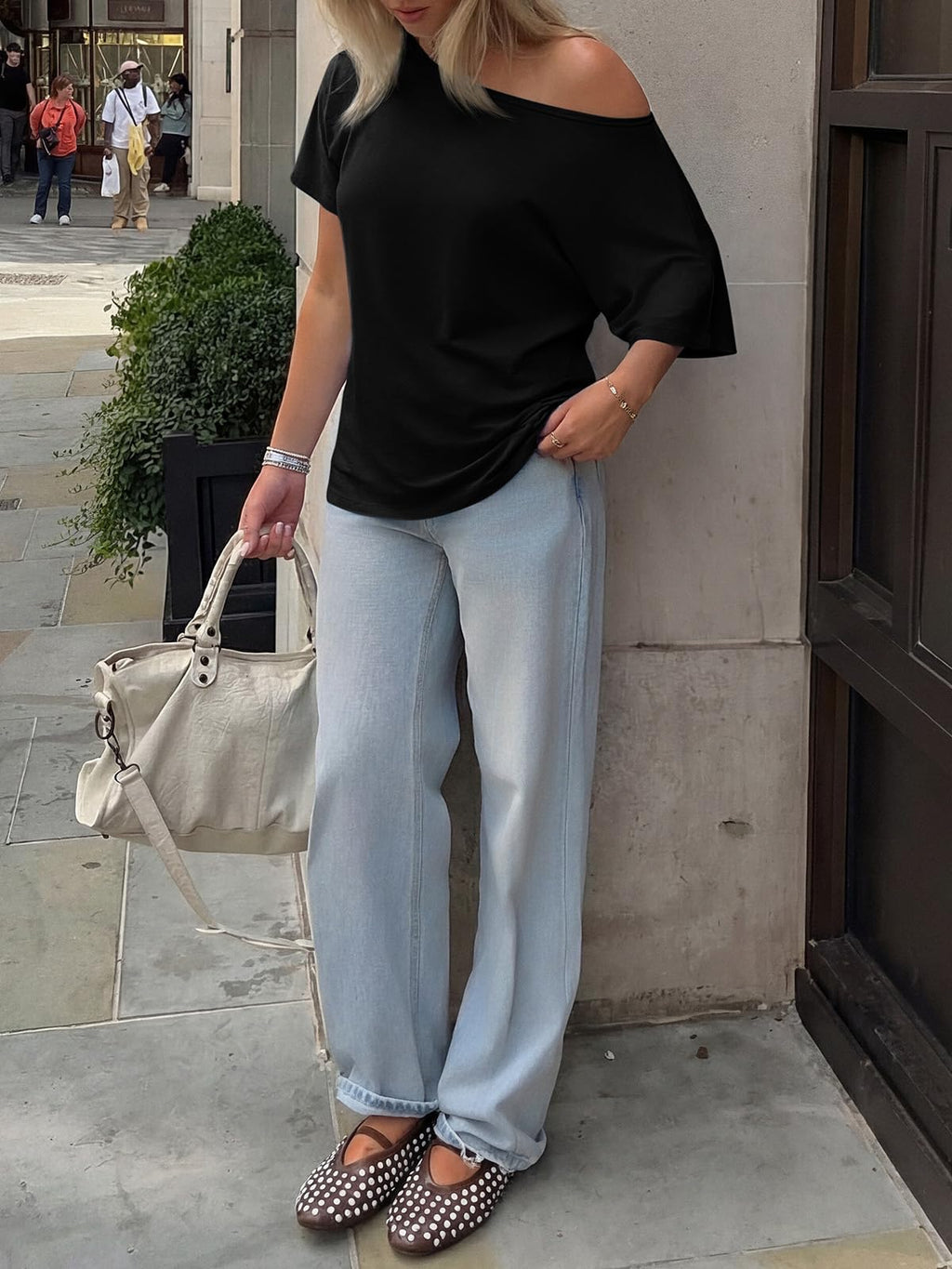 Off-Shoulder Oversized Tee – Breezy Summer Basic, Relaxed Silhouette