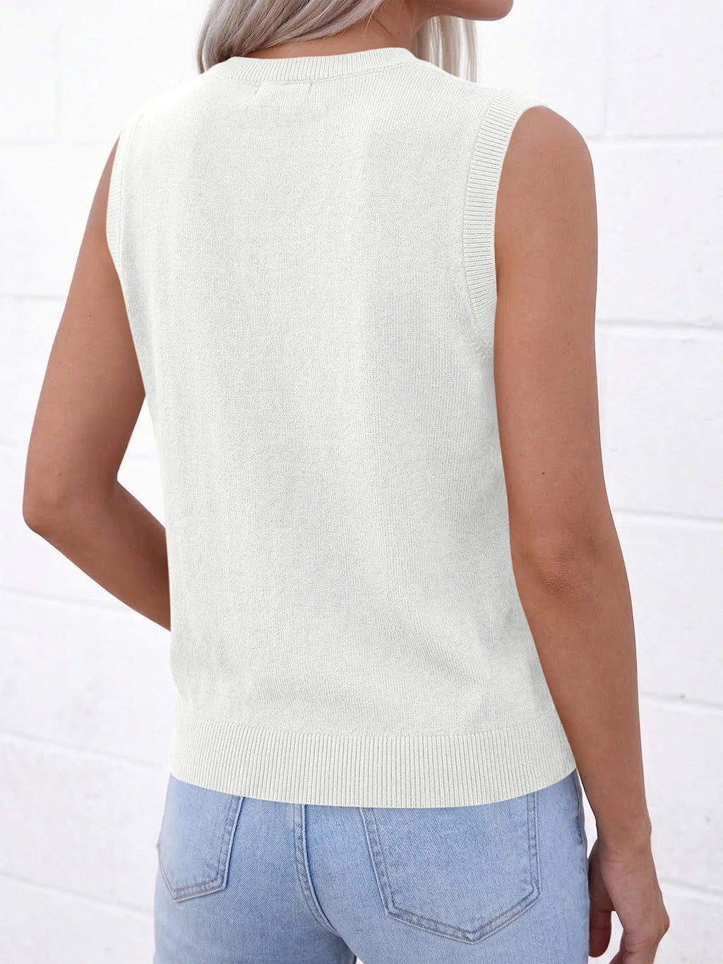 Crew Neck Button Down Sweater Vest, Loose Fit Sleeveless Knit Top for Spring Summer